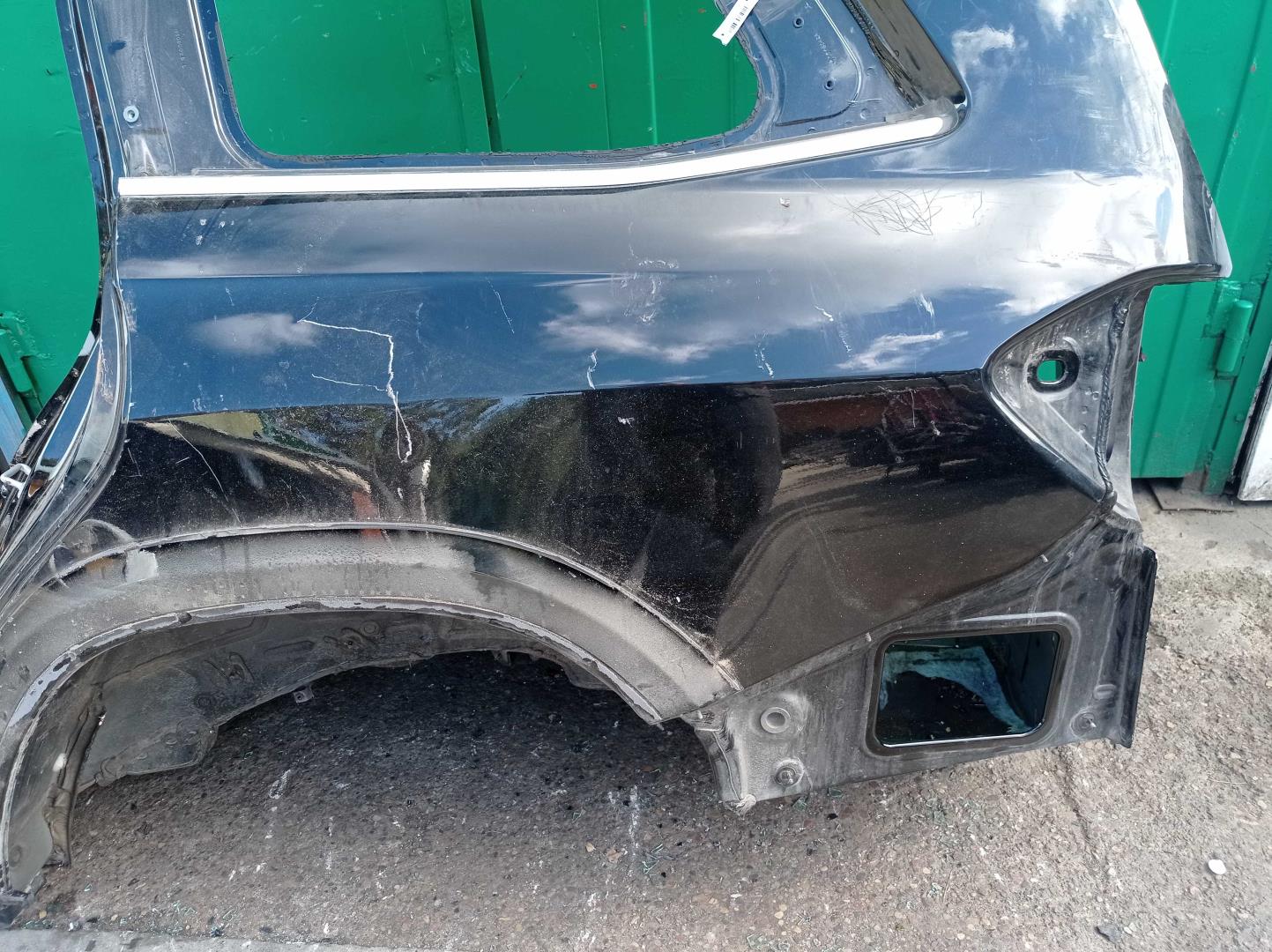 Крыло заднее левое