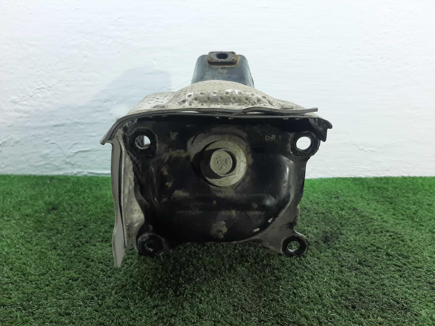 Опора двигателя