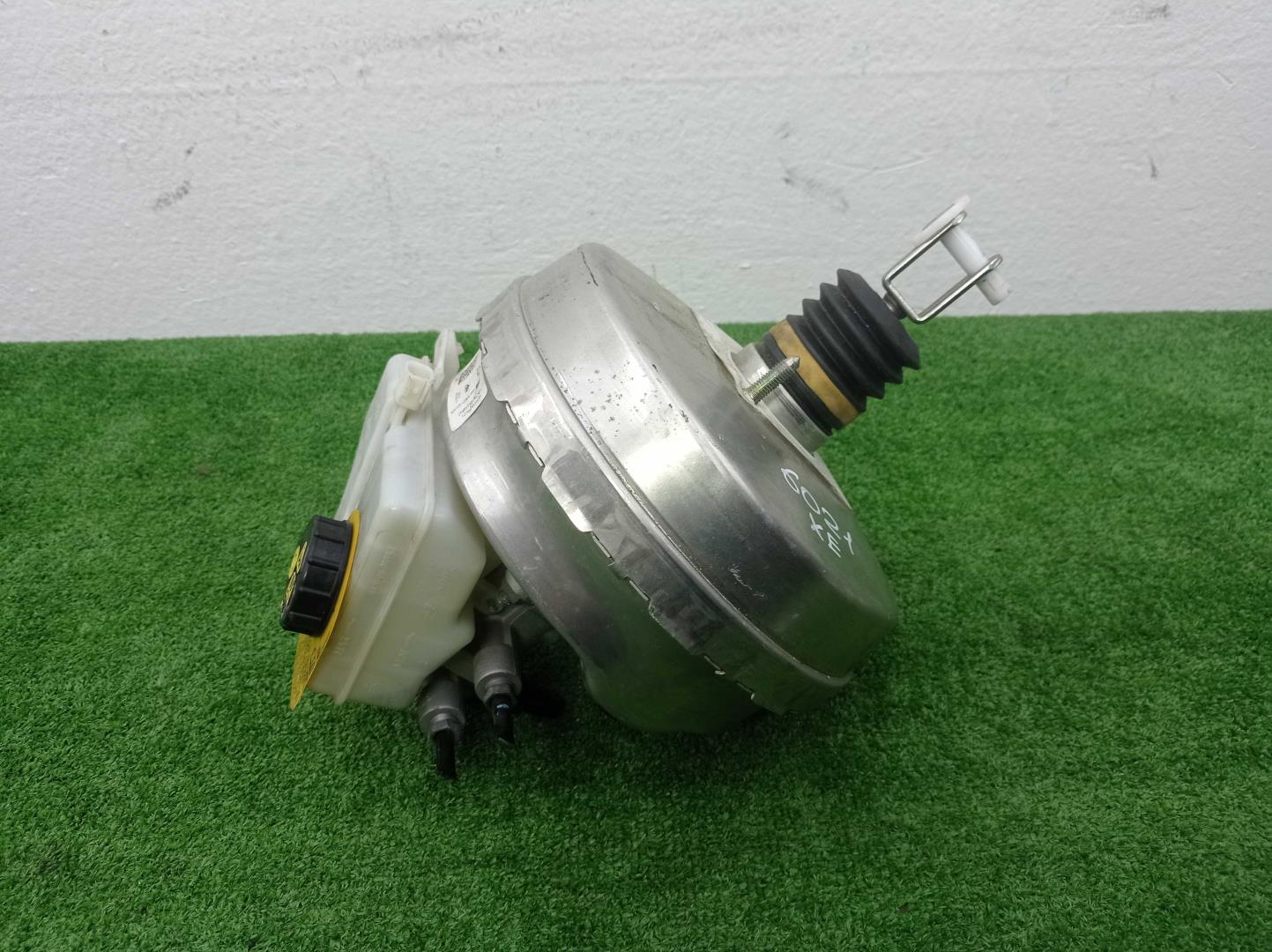 Усилитель тормозов вакуумный