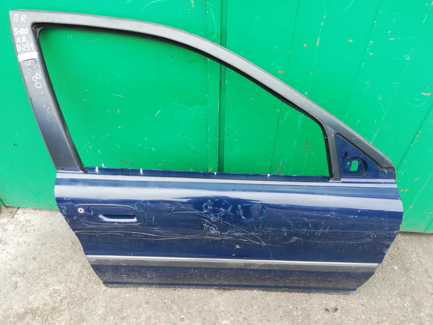 Дверь передняя правая