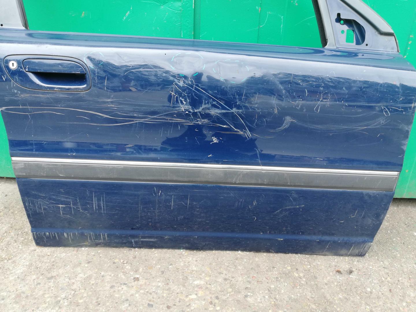 Дверь передняя правая