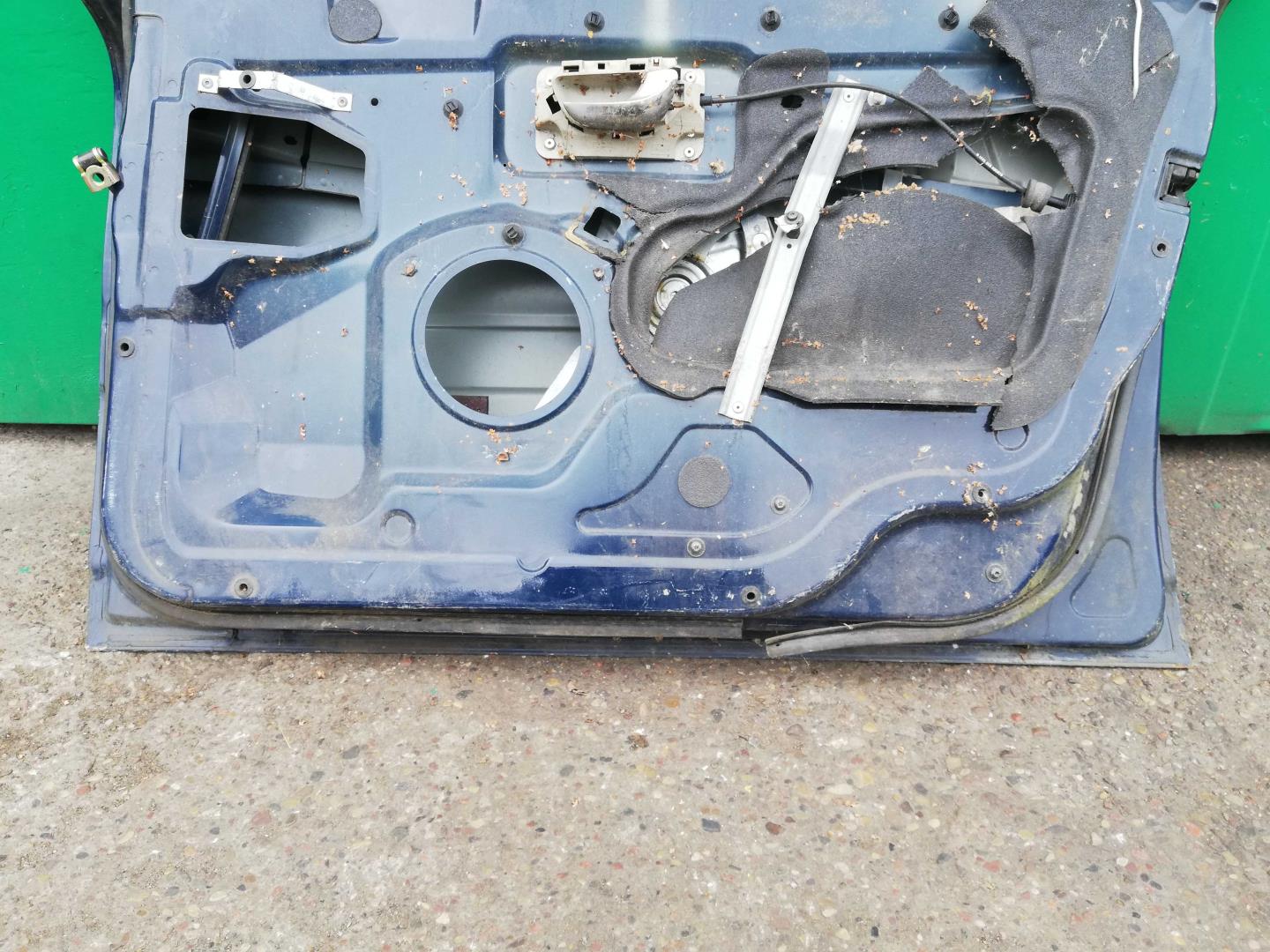 Дверь передняя правая