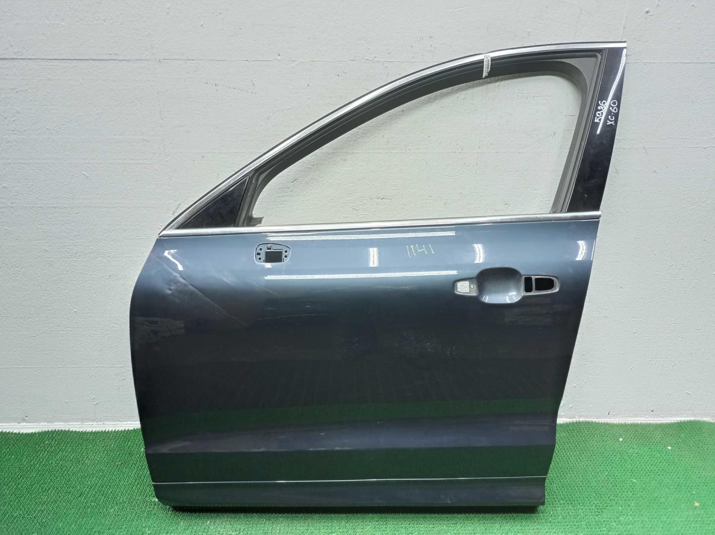 Дверь передняя левая