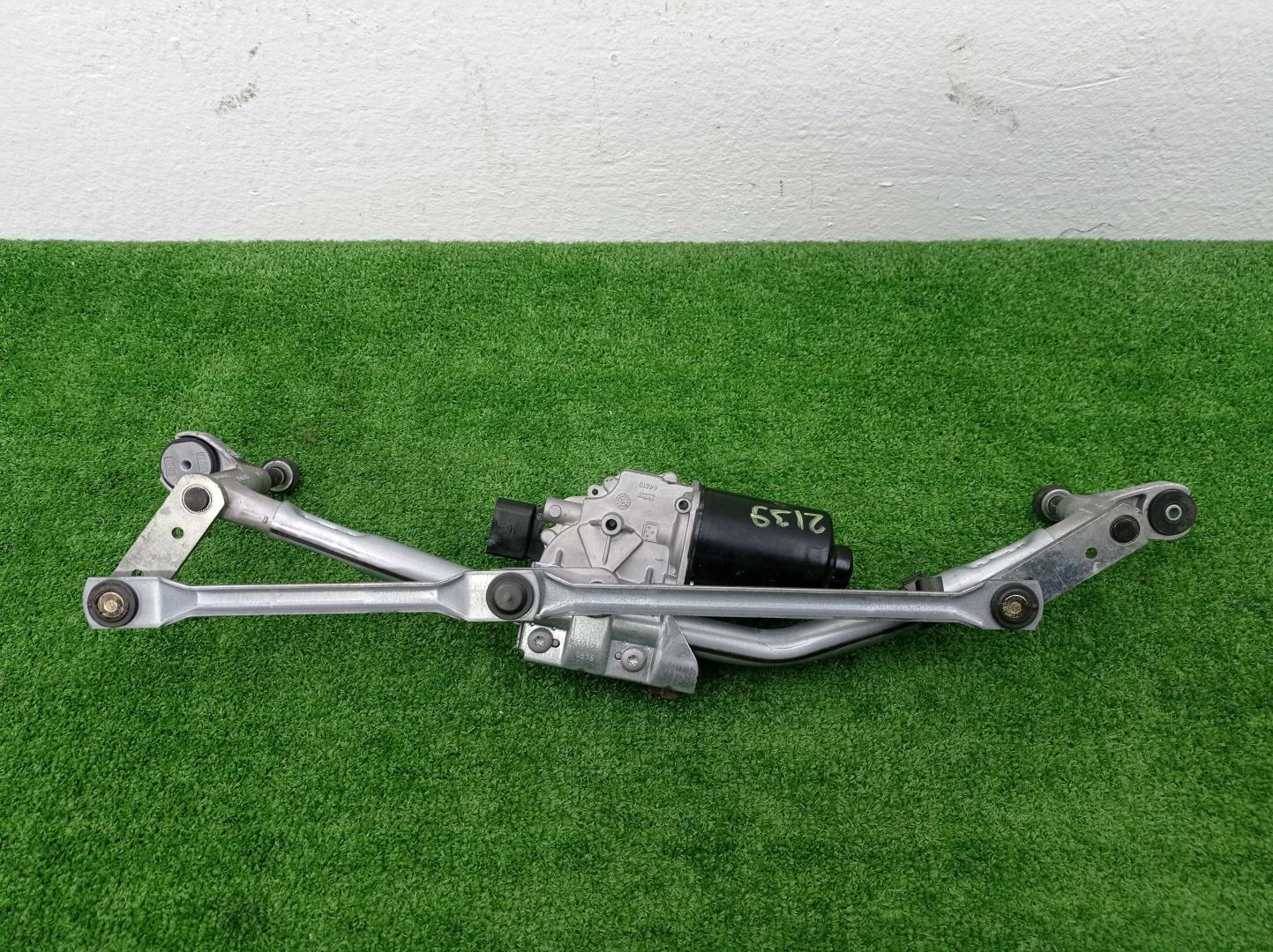 Трапеция стеклоочистителей