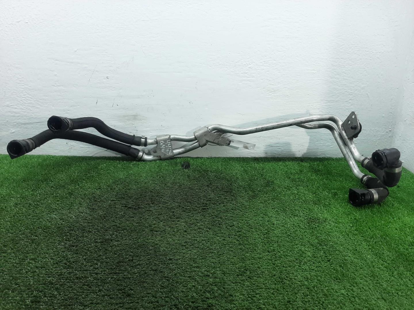 Трубка системы охлаждения