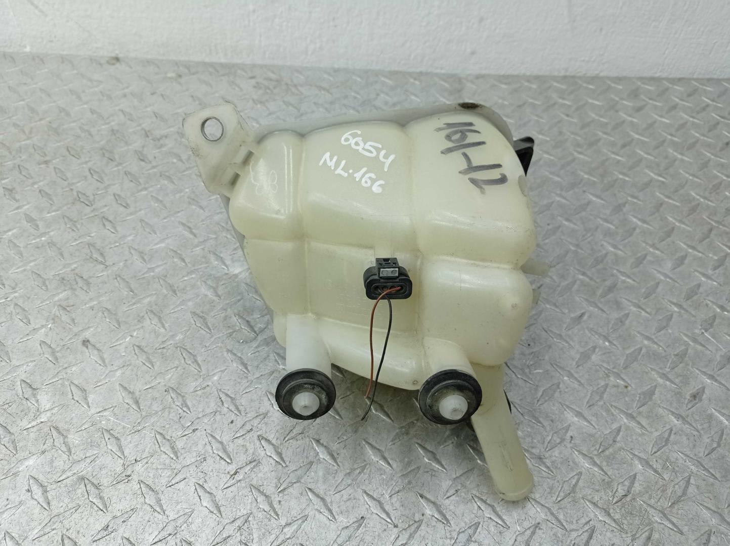 Бачок расширительный