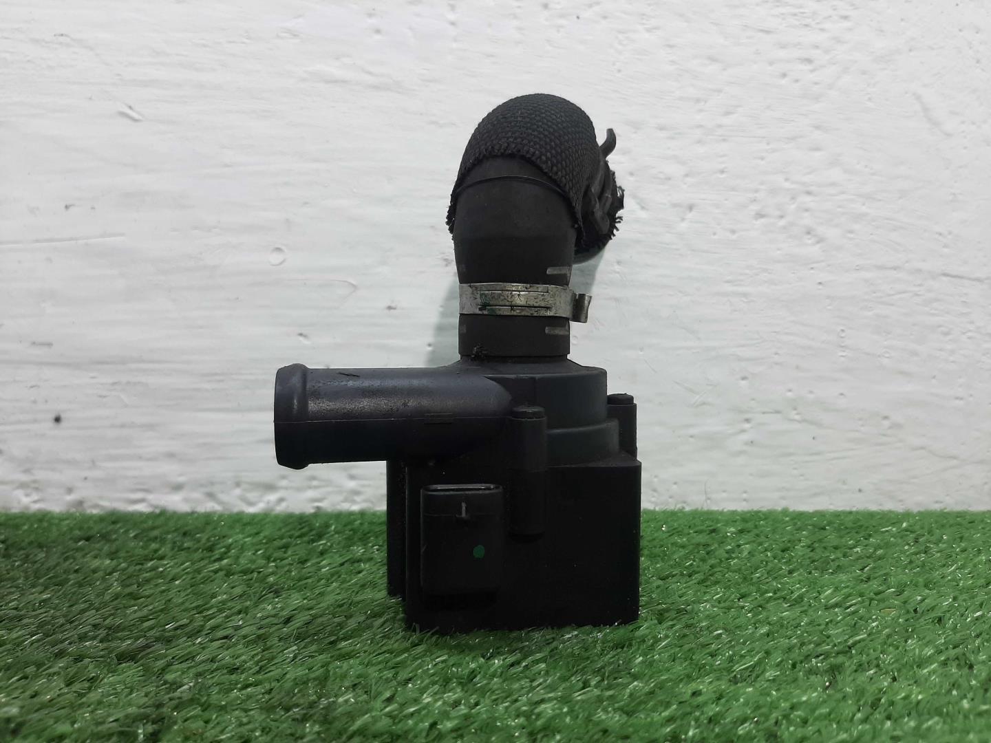 Насос электрический (доп.помпа)