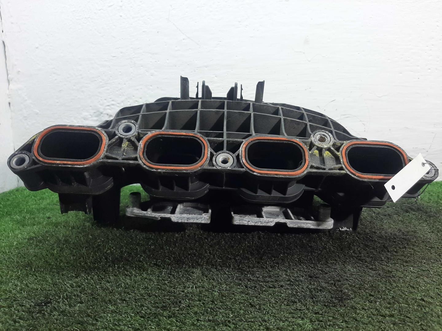 Коллектор впускной