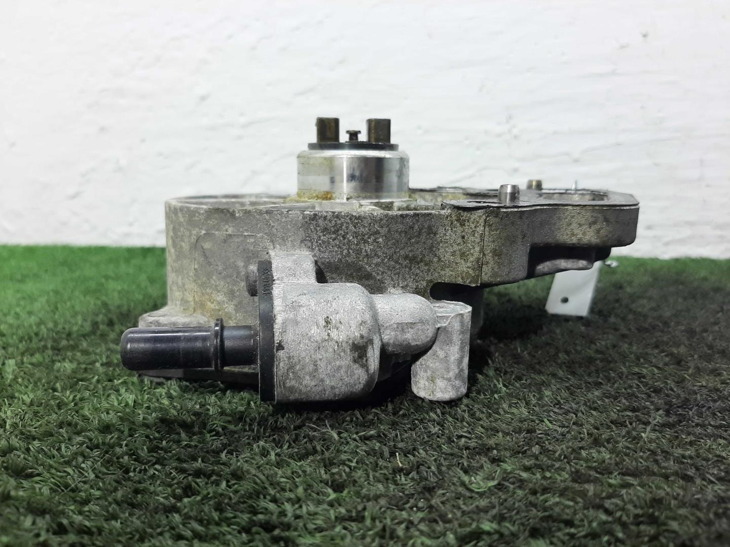 Насос вакуумный