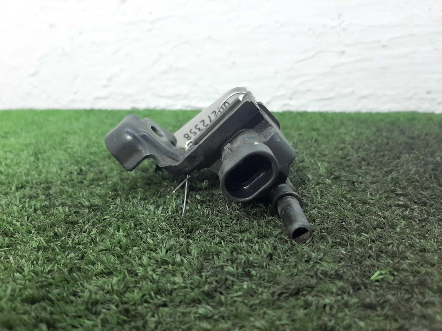 Клапан вентиляции топливного бака