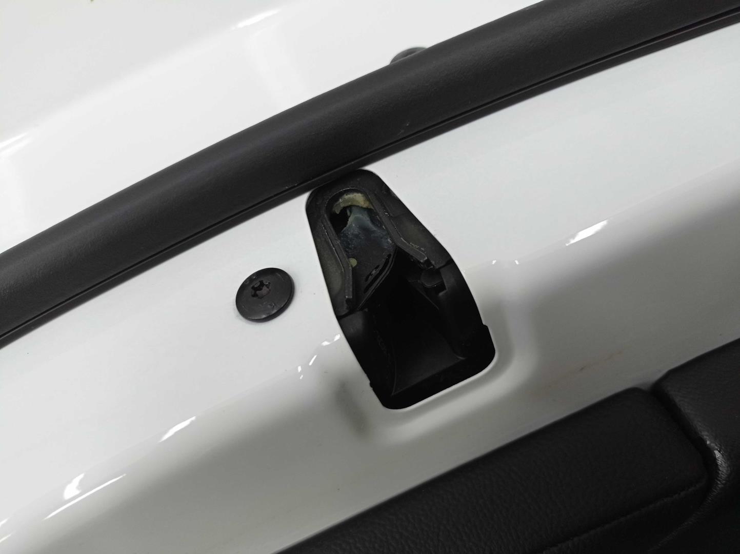 Ручка двери задней наружная левая