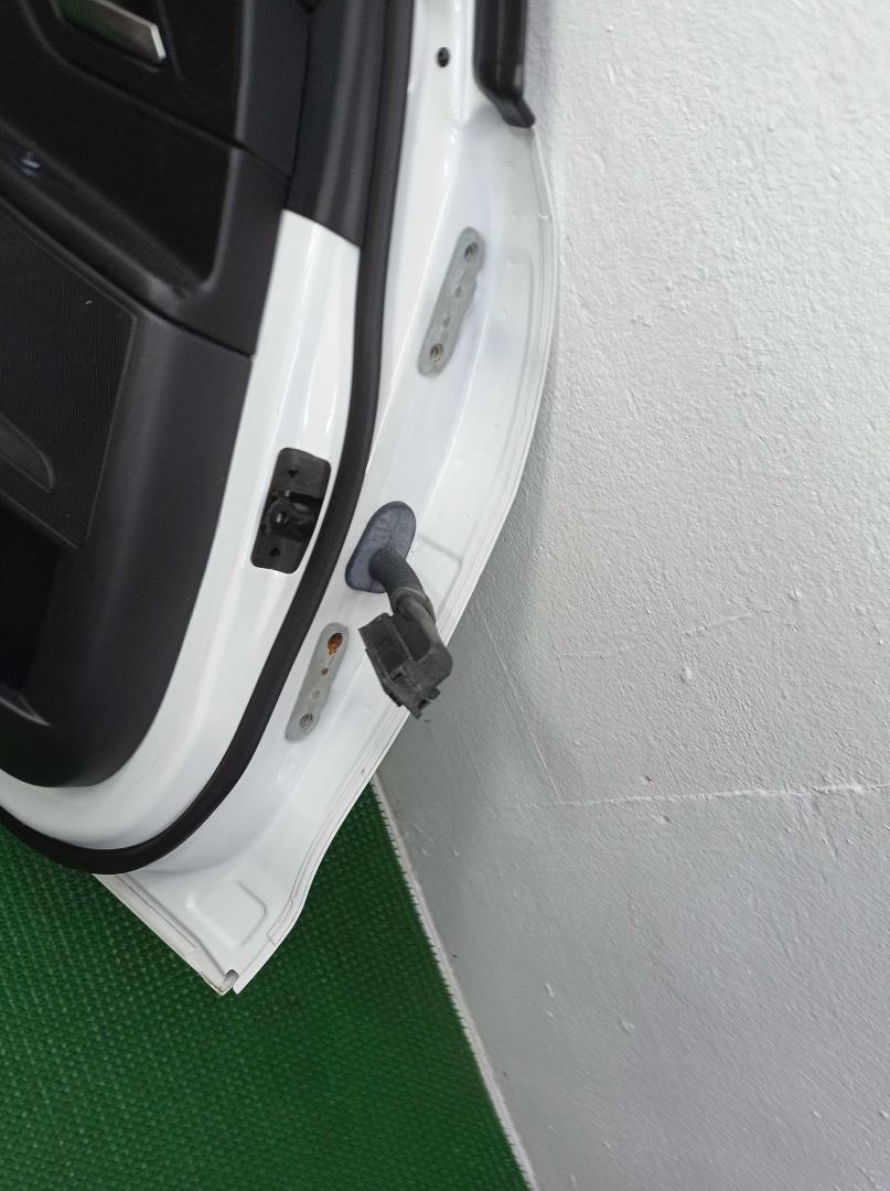 Ручка двери задней наружная левая