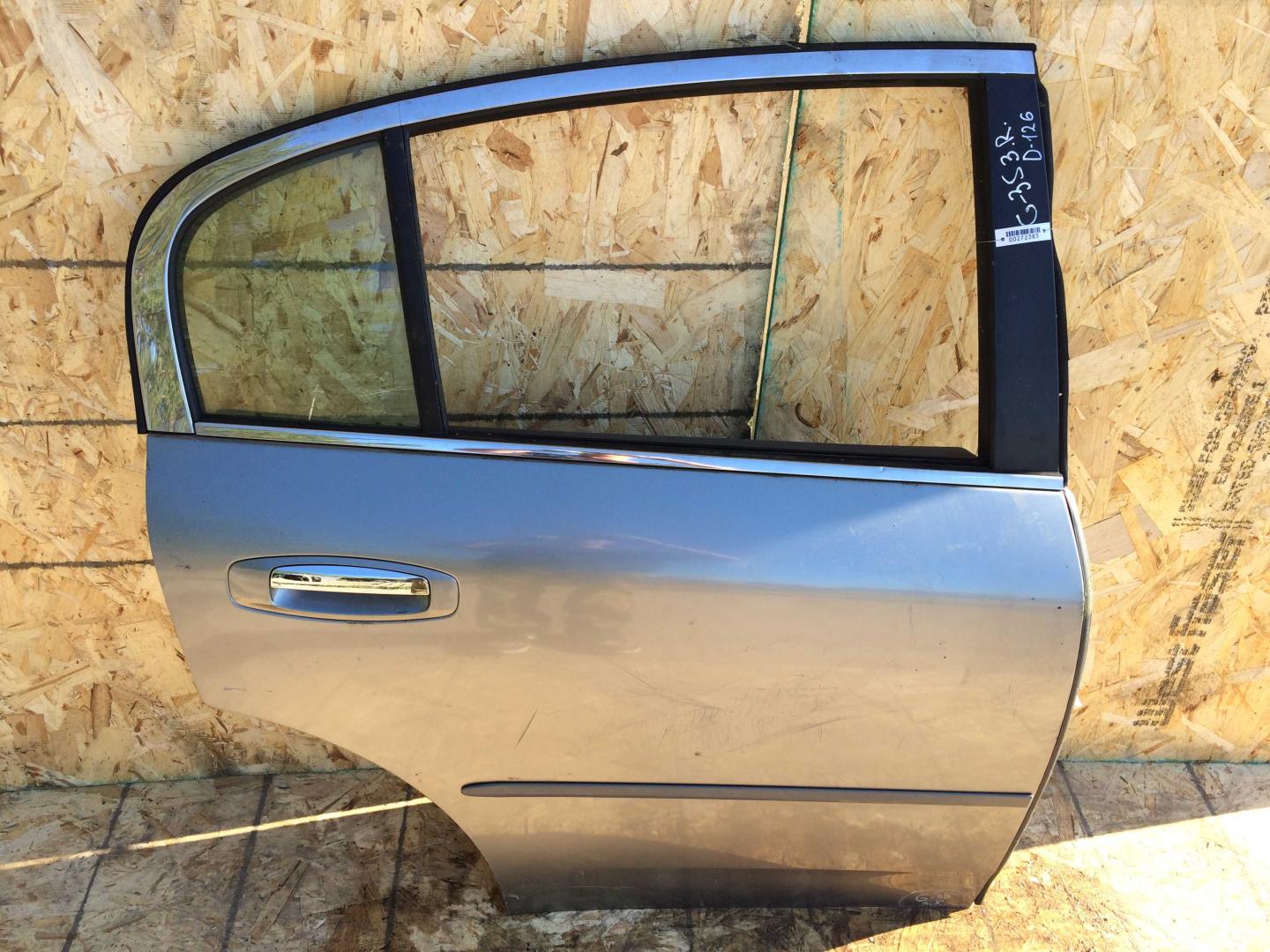 Дверь задняя правая