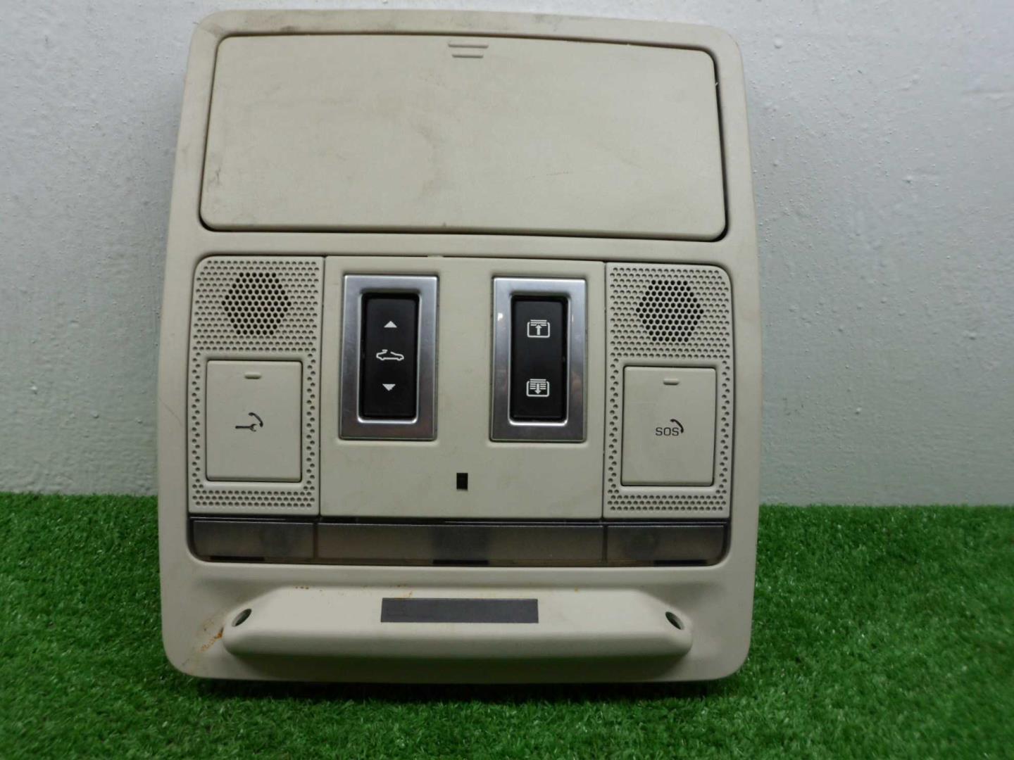 Плафон салонный