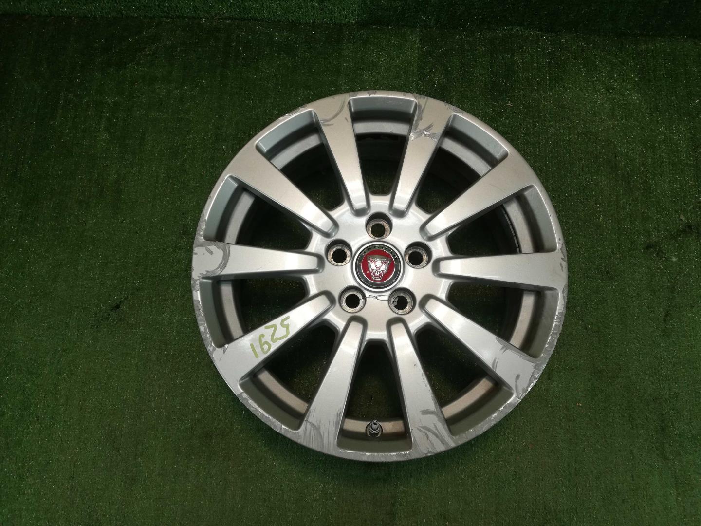 Диск колесный литой легкий сплав