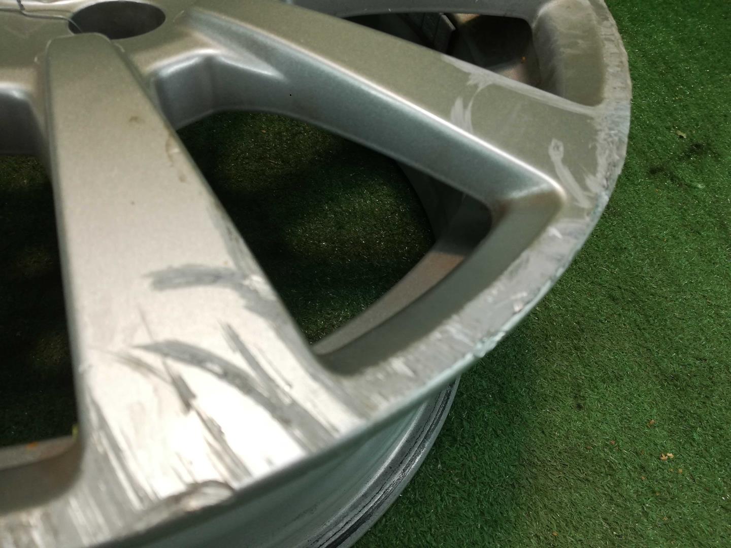 Диск колесный литой легкий сплав