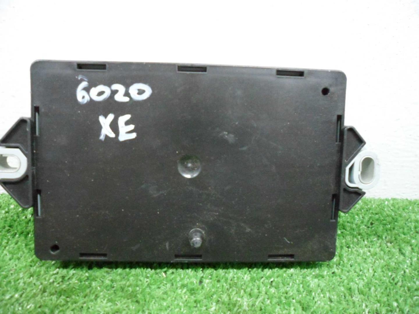 Блок предохранителей