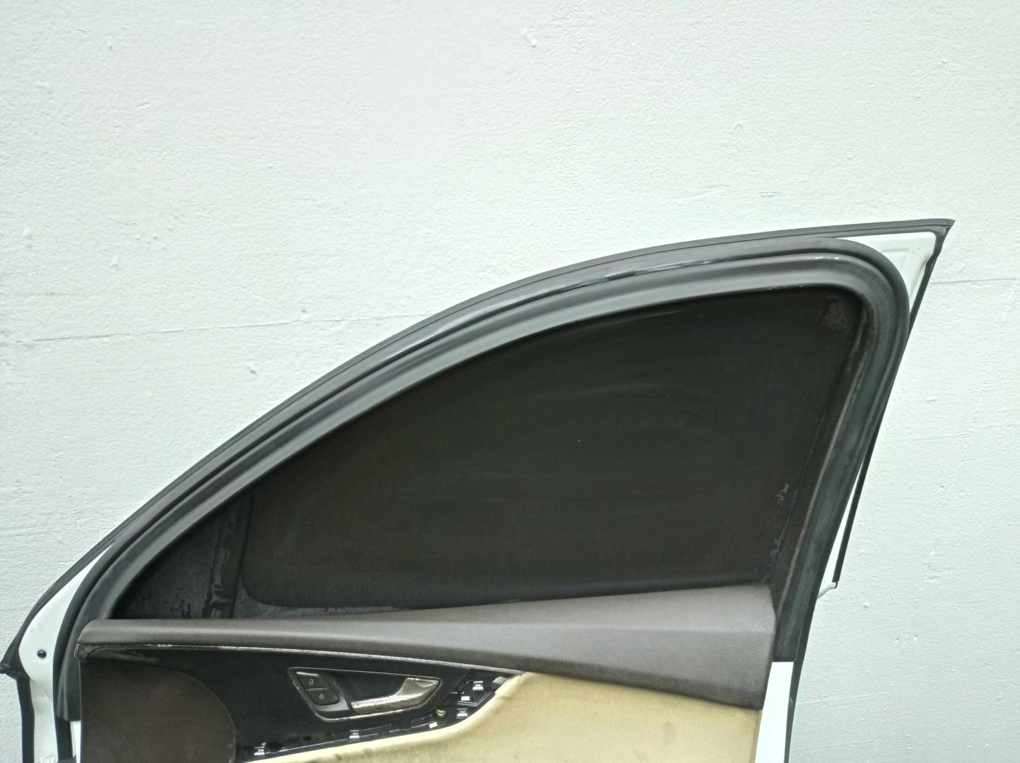 Стеклоподъемник электр. передний правый