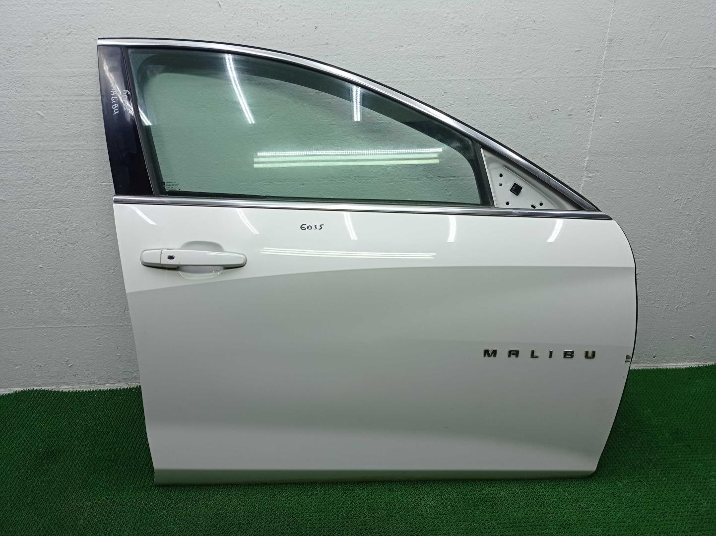 Дверь передняя правая