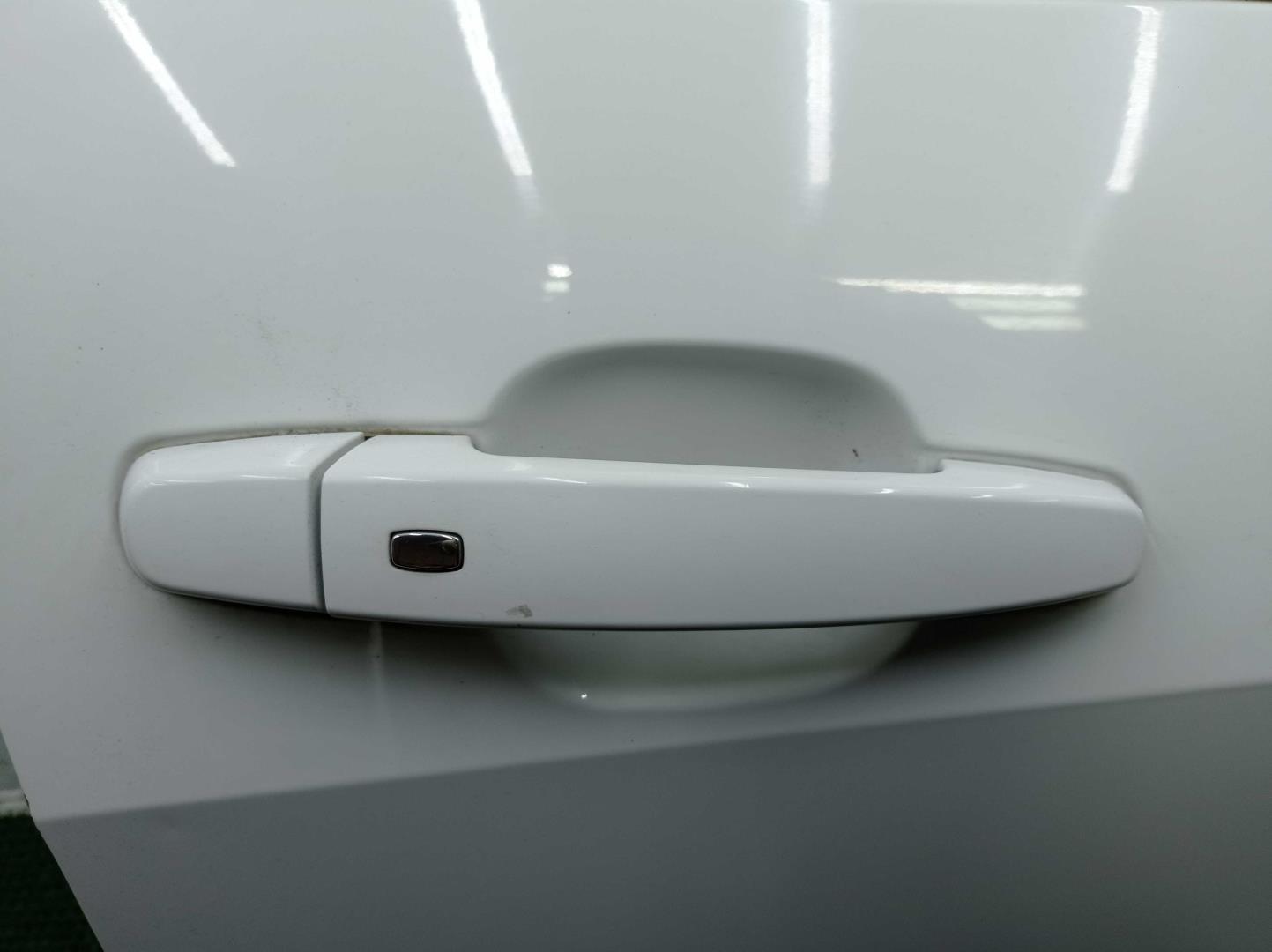 Дверь передняя правая