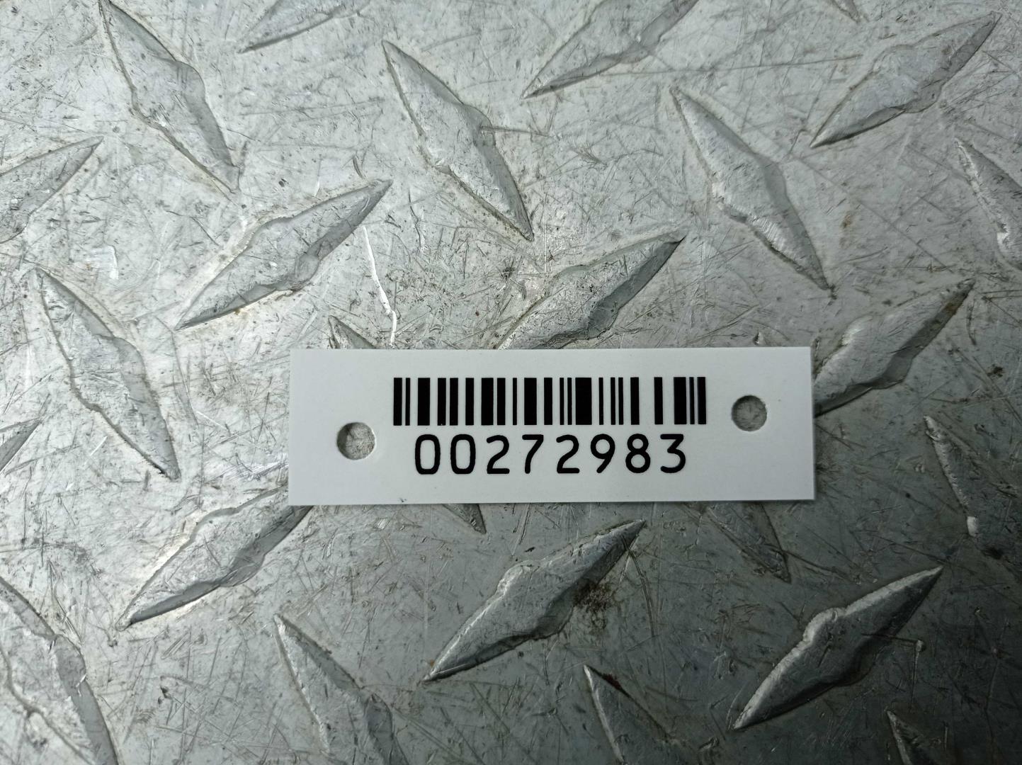 Стекло двери передней правой