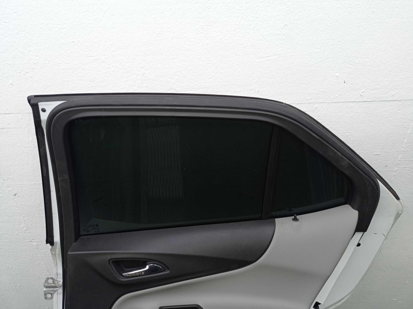 Стеклоподъемник электр. задний правый