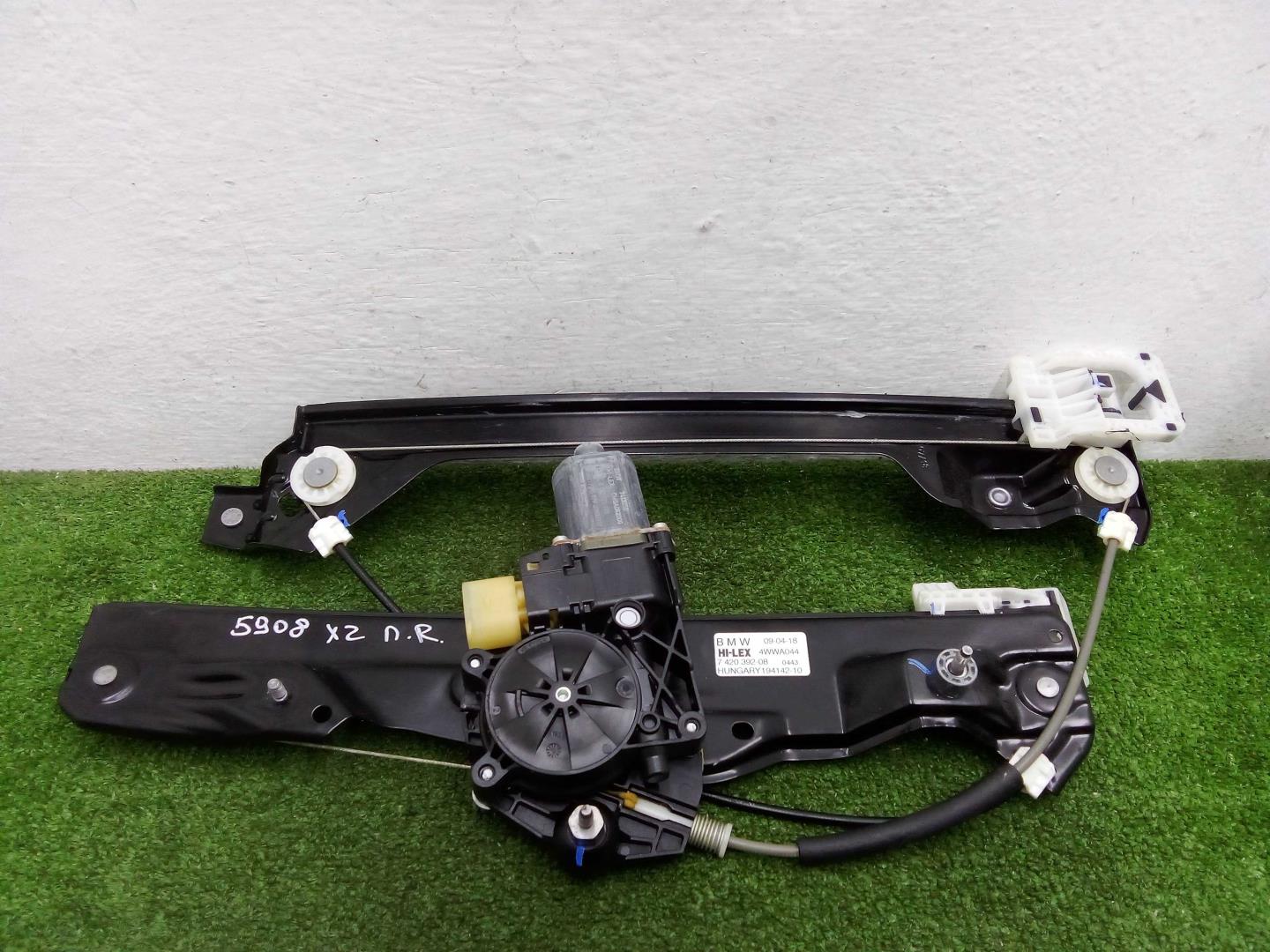 Стеклоподъемник электр. передний правый