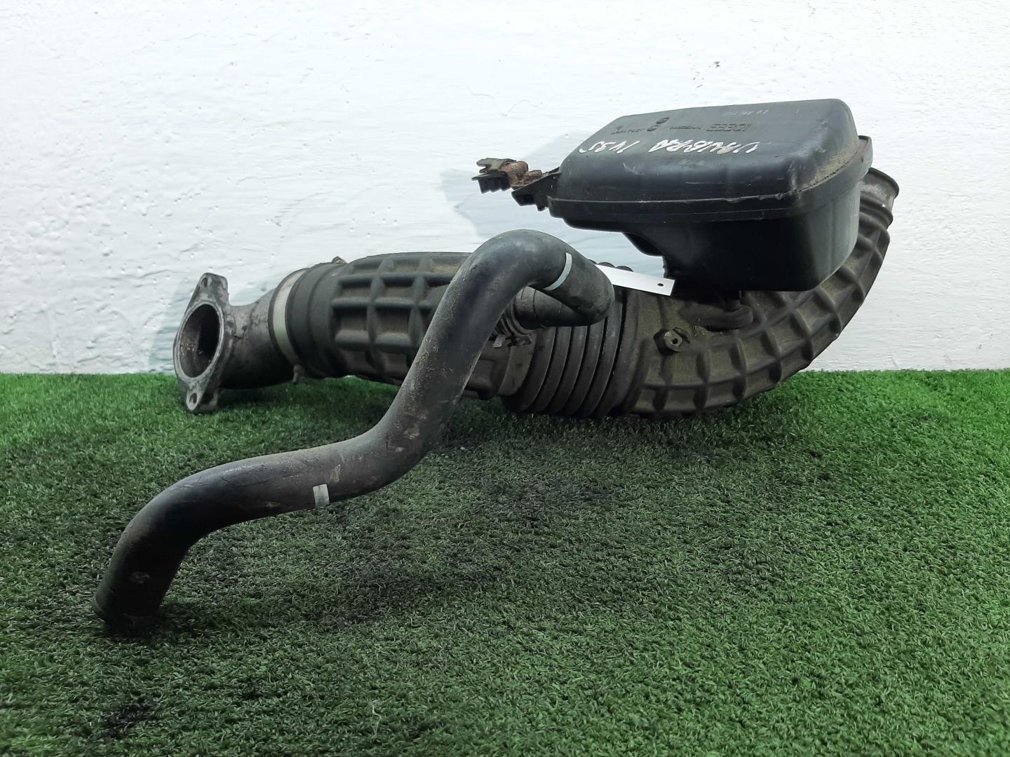 Патрубок воздушного фильтра