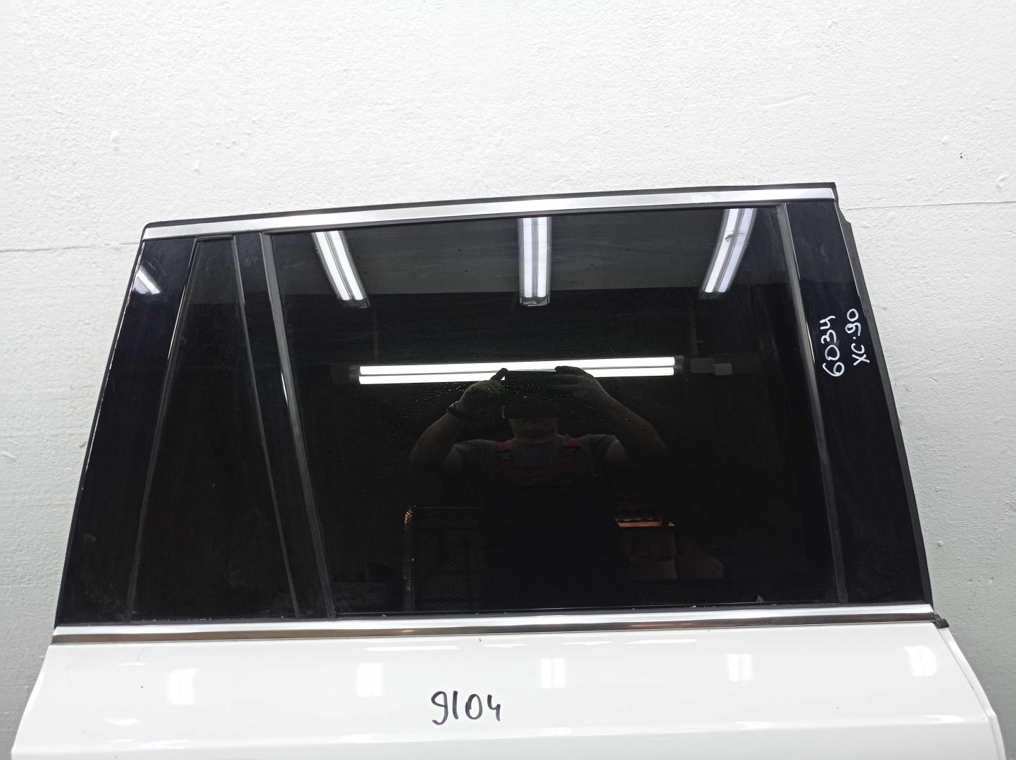 Замок двери задней правой