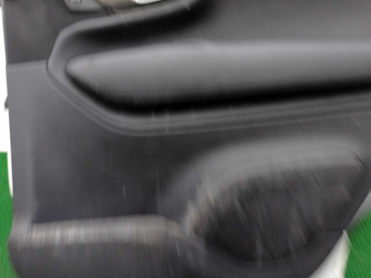 Замок двери задней правой