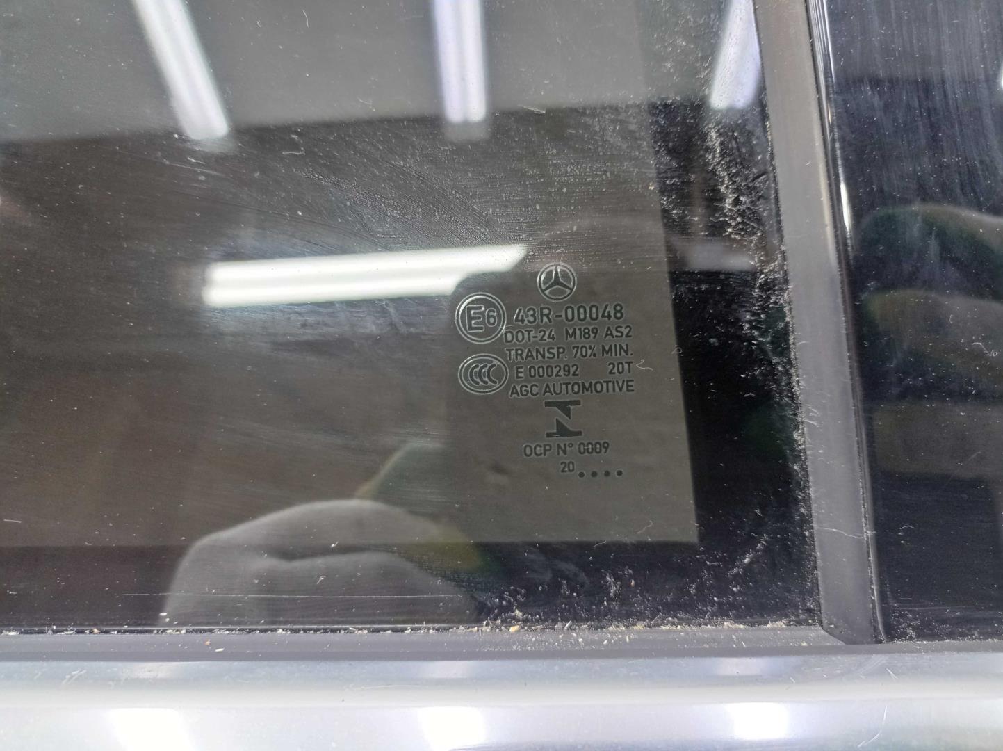 Дверь задняя правая