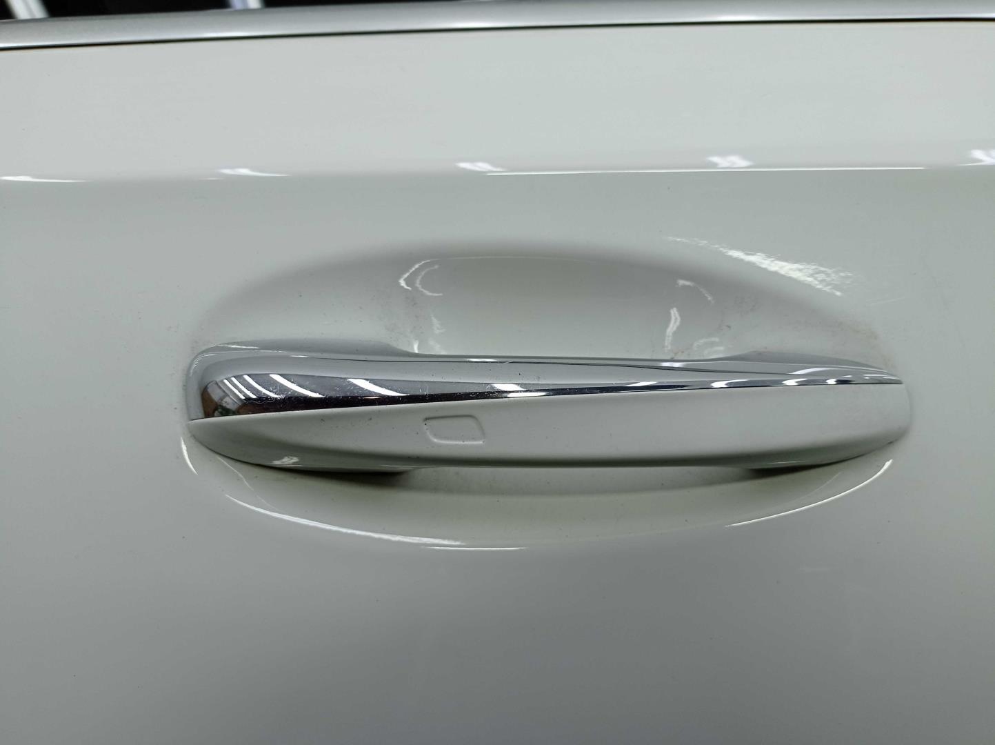 Дверь задняя правая