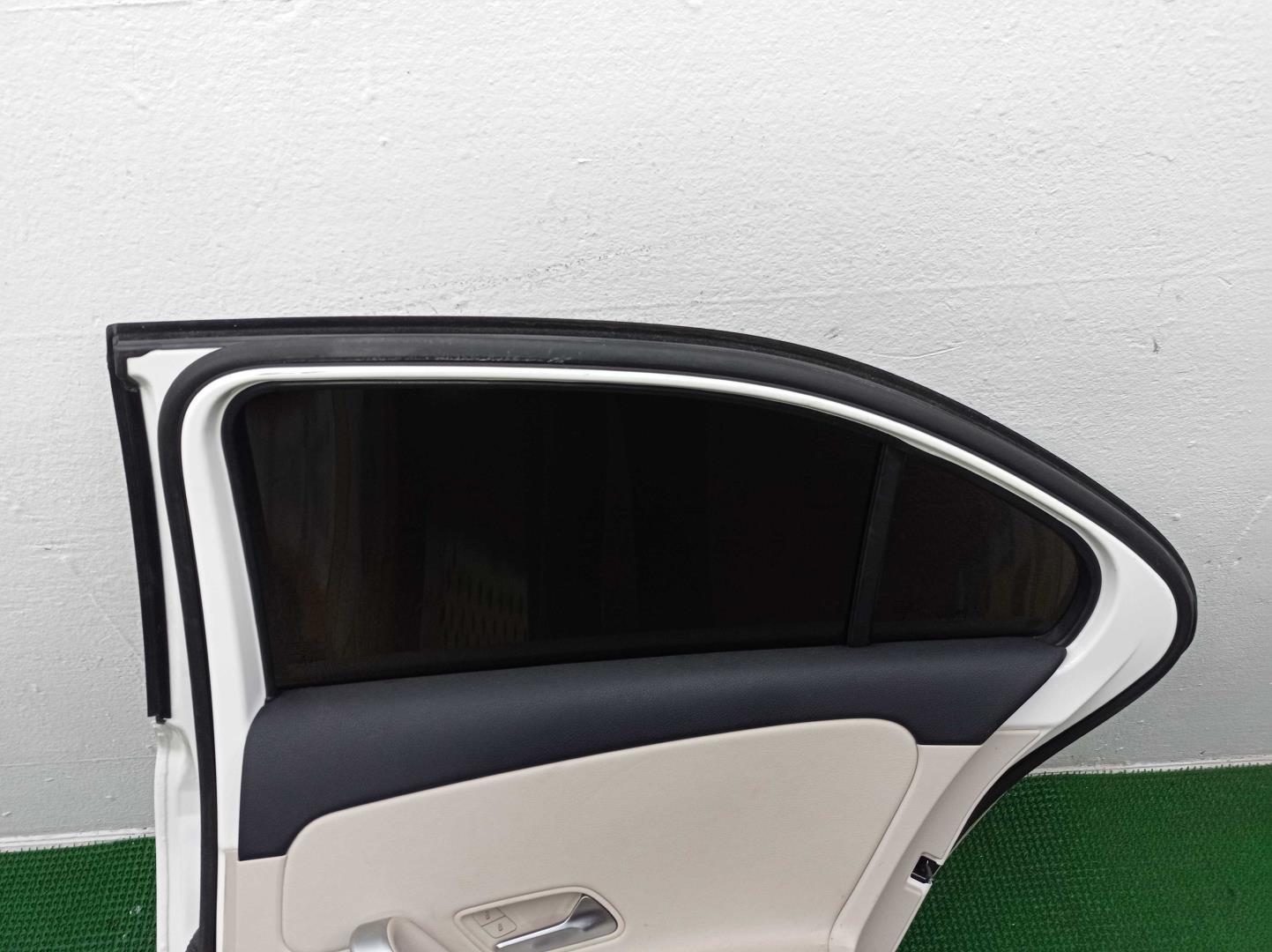 Стеклоподъемник электр. задний правый