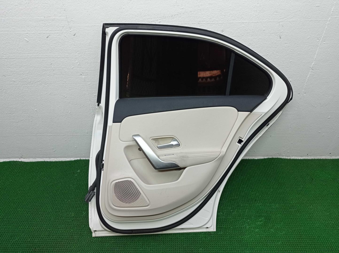 Стеклоподъемник электр. задний правый