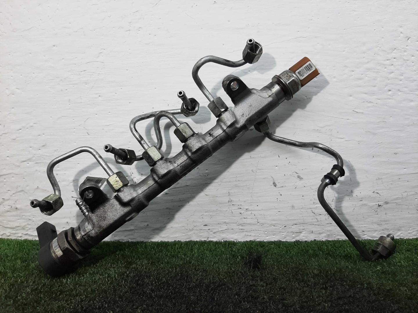 Рейка топливная (рампа)