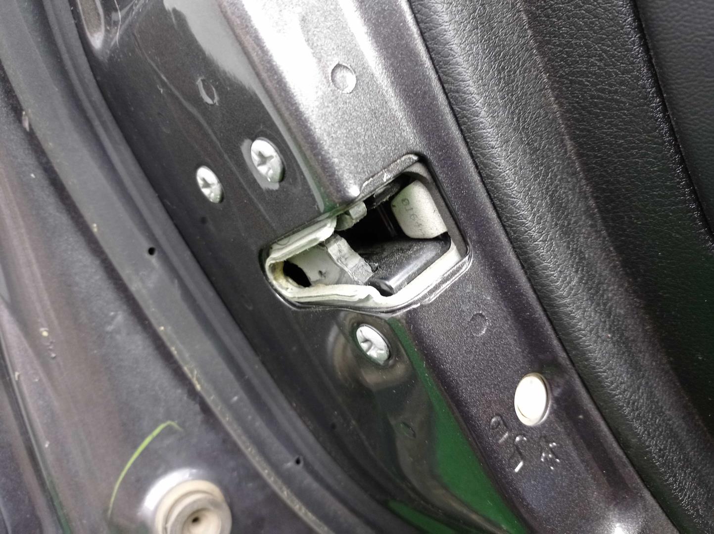 Ручка двери задней наружная левая