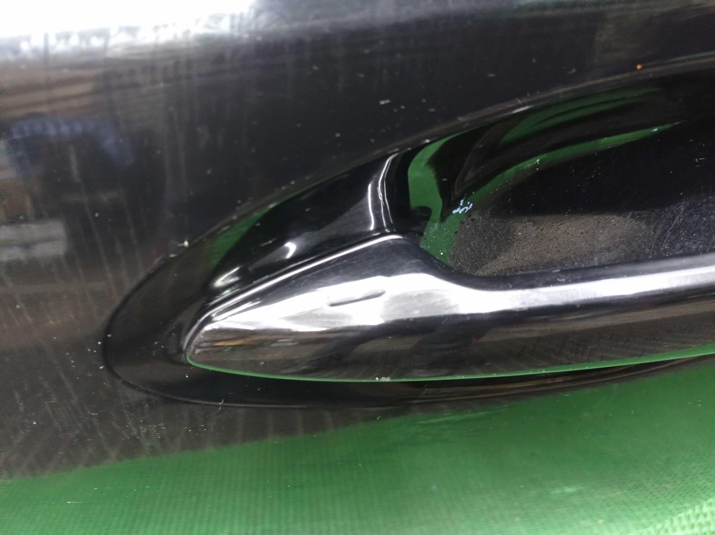 Ручка двери передней наружная левая