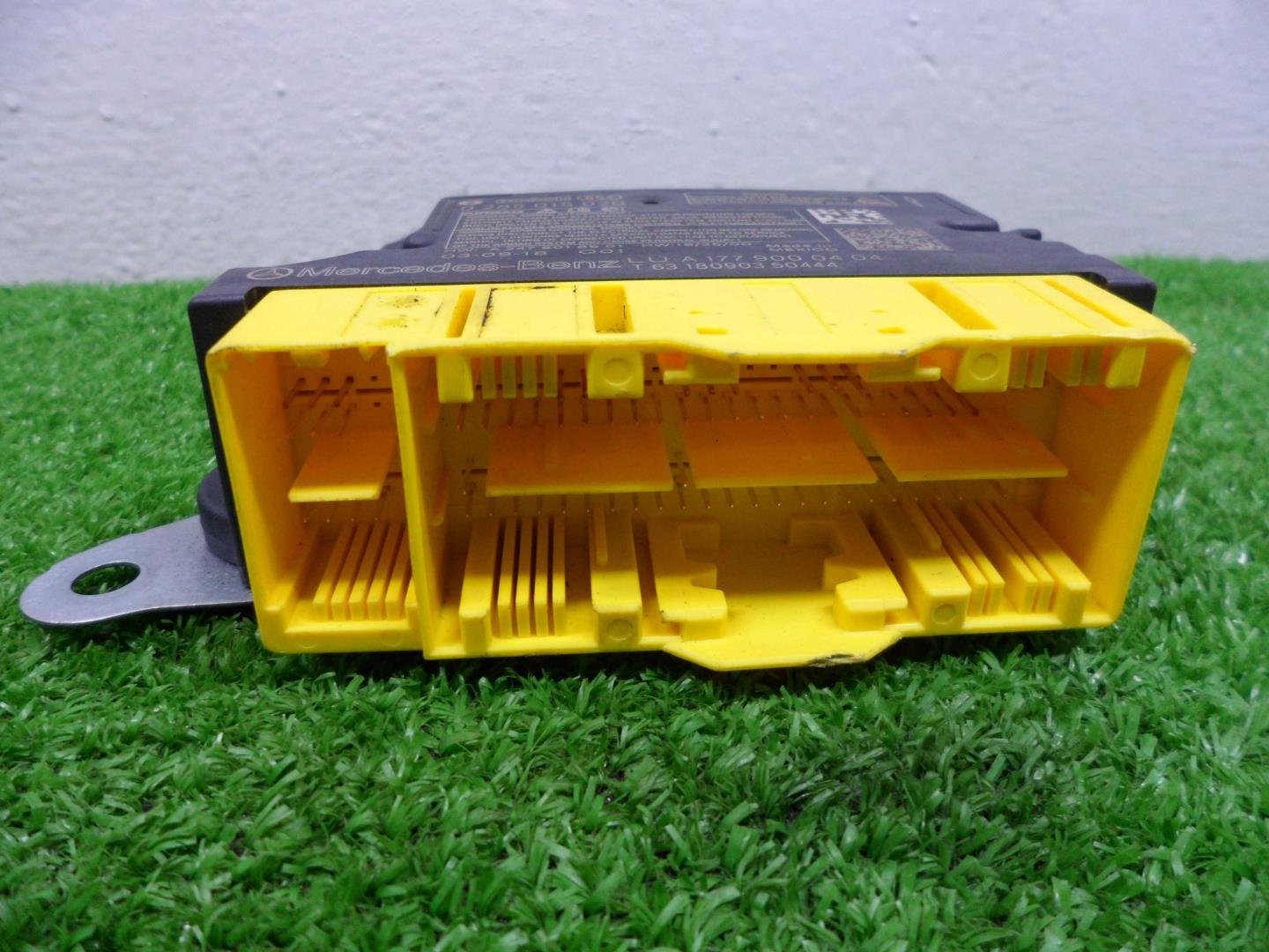 Блок управления подушек безопасности (AIR BAG)