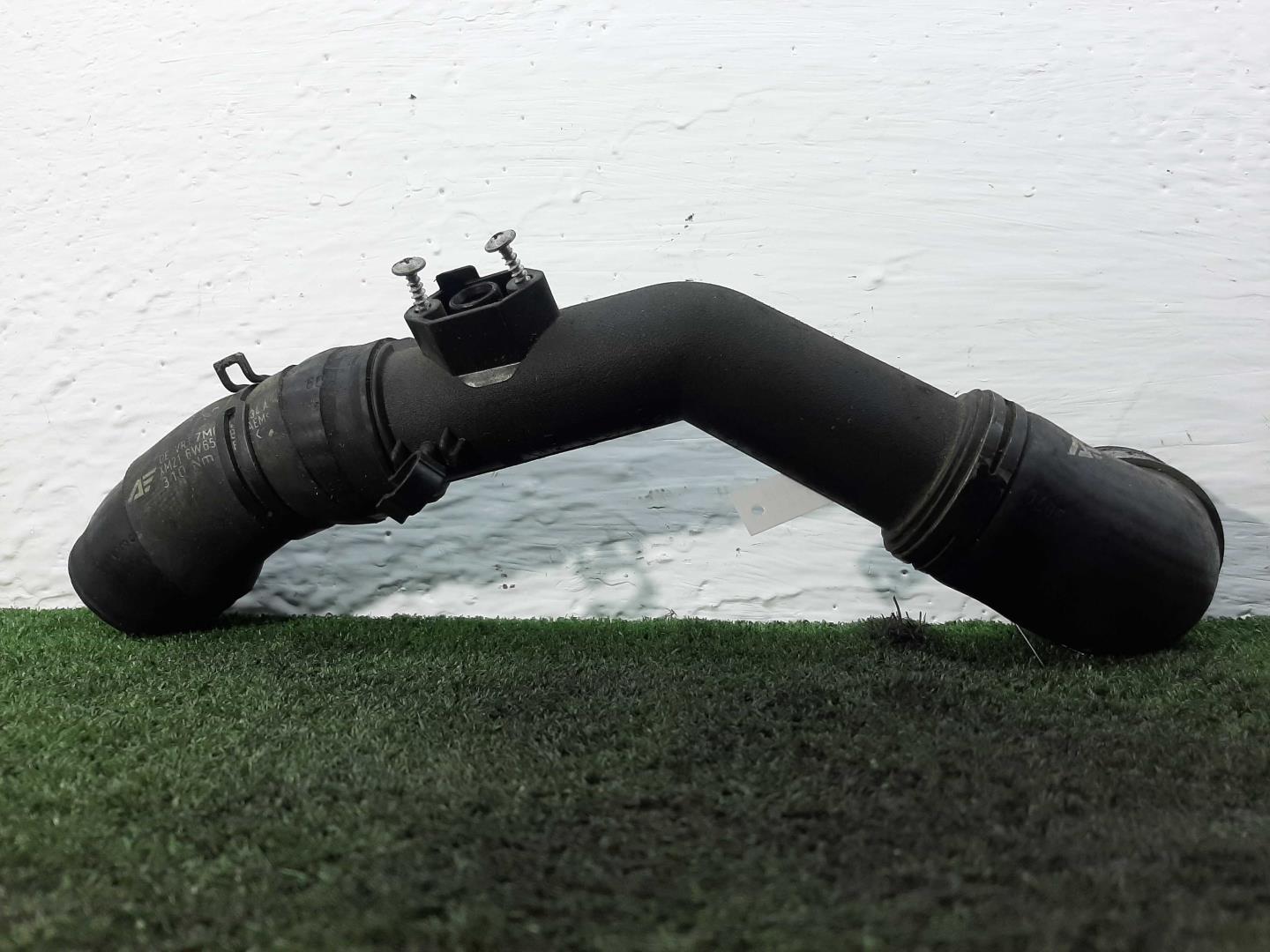 Патрубок интеркулера