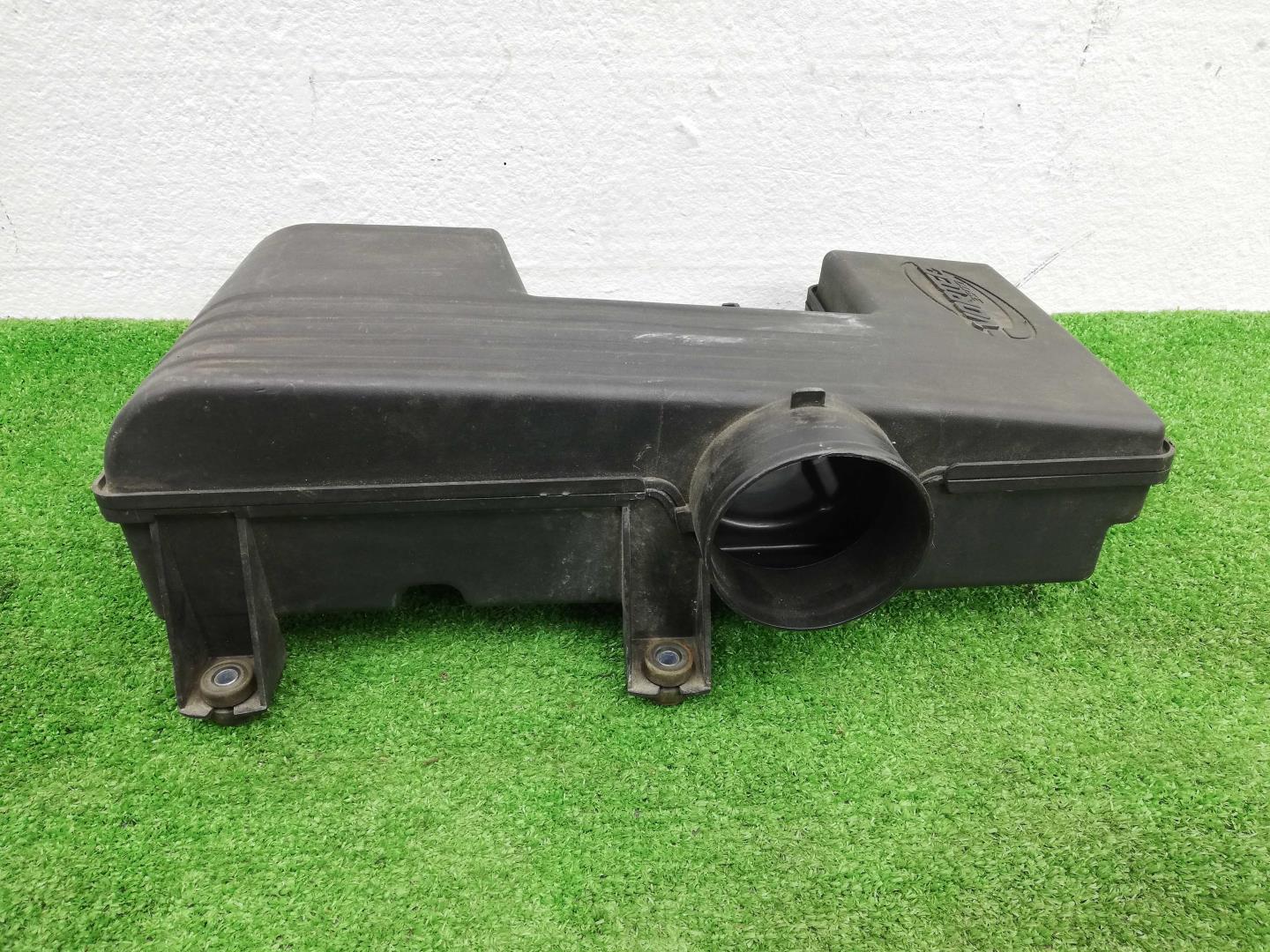 Резонатор воздушного фильтра