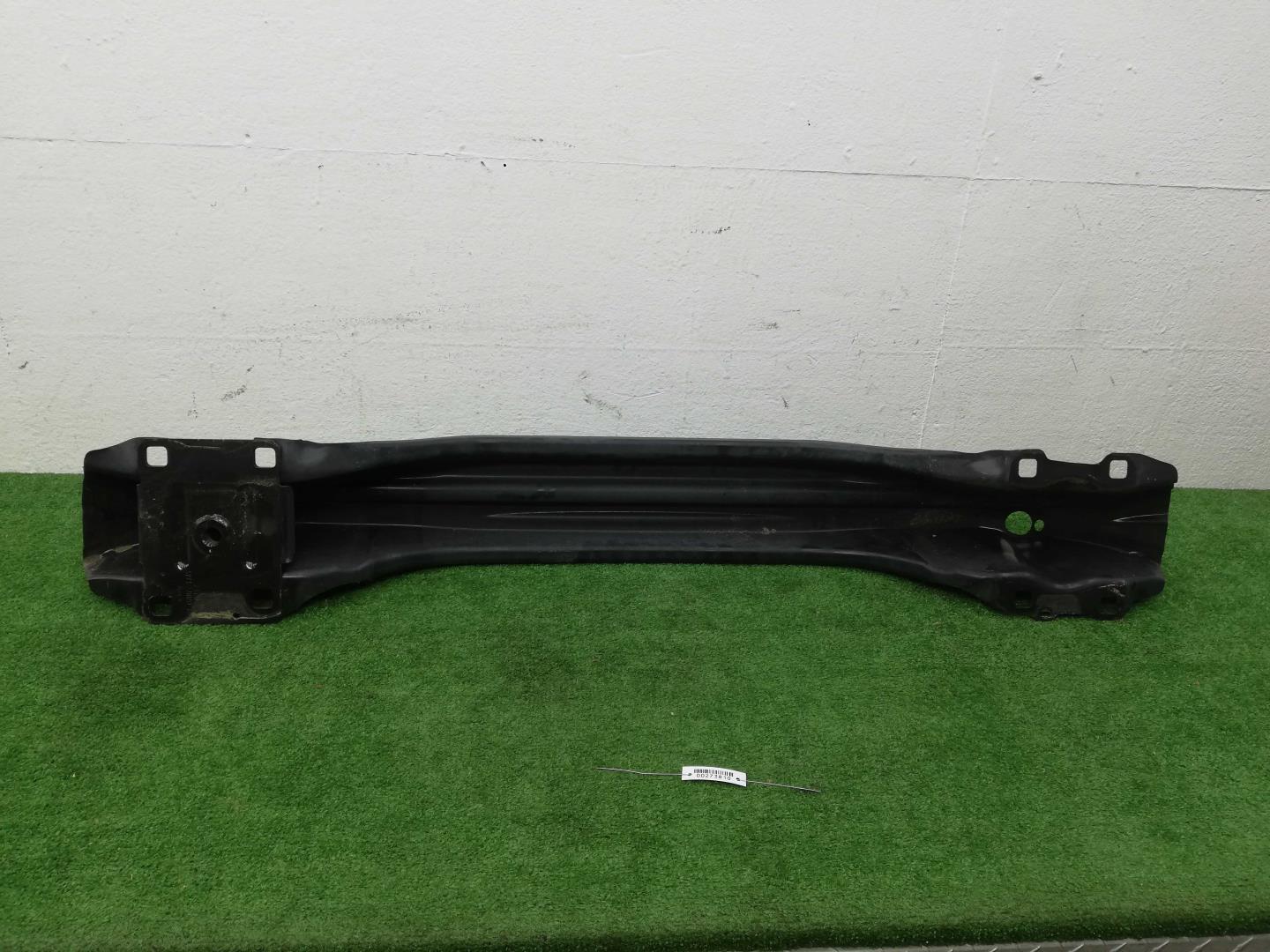 Усилитель заднего бампера