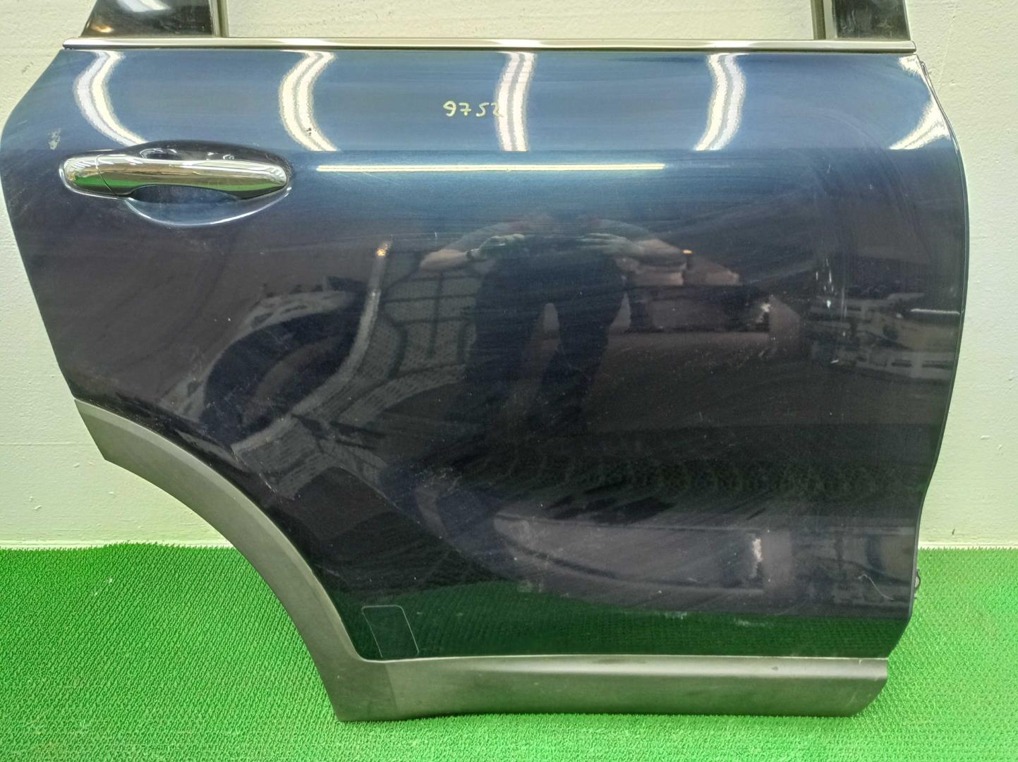 Замок двери задней правой