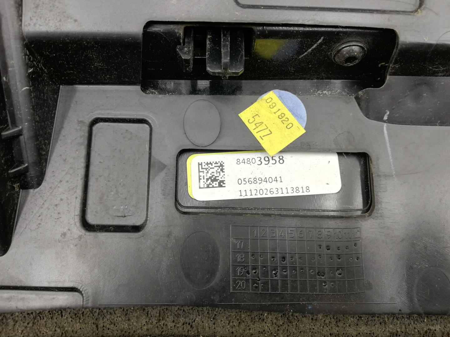 Спойлер (дефлектор) крышки багажника