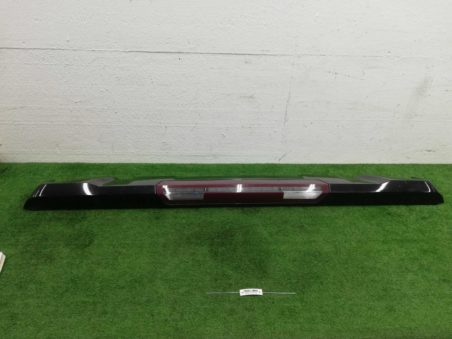 Спойлер (дефлектор) крышки багажника