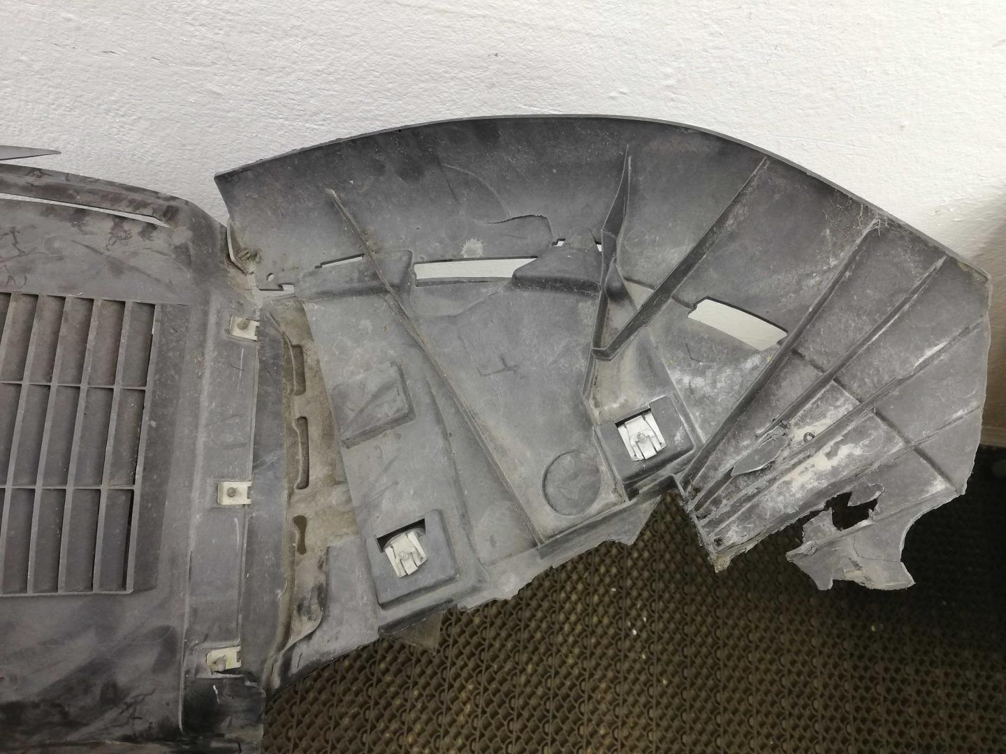 Локер передний левый