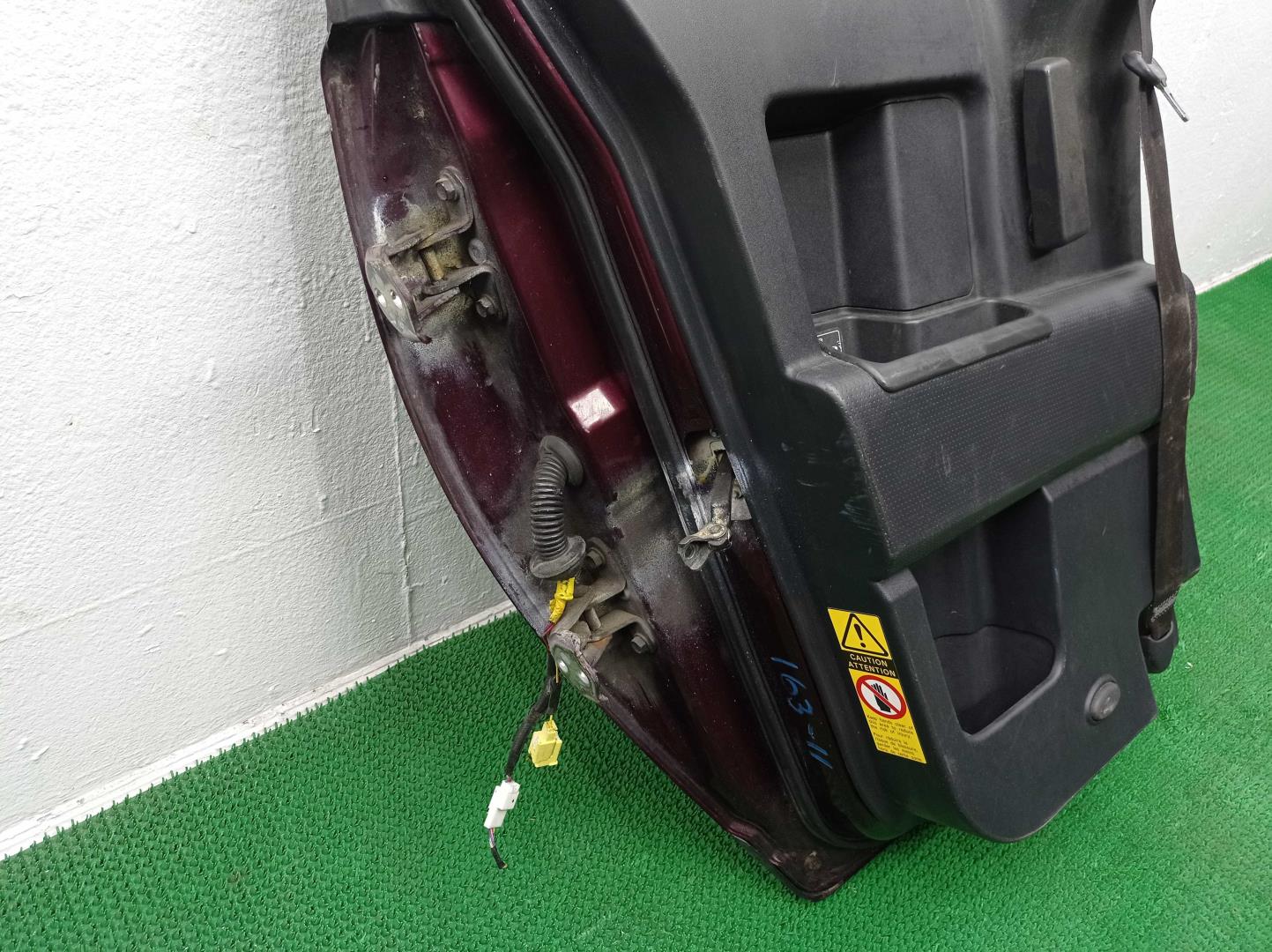 Дверь задняя левая