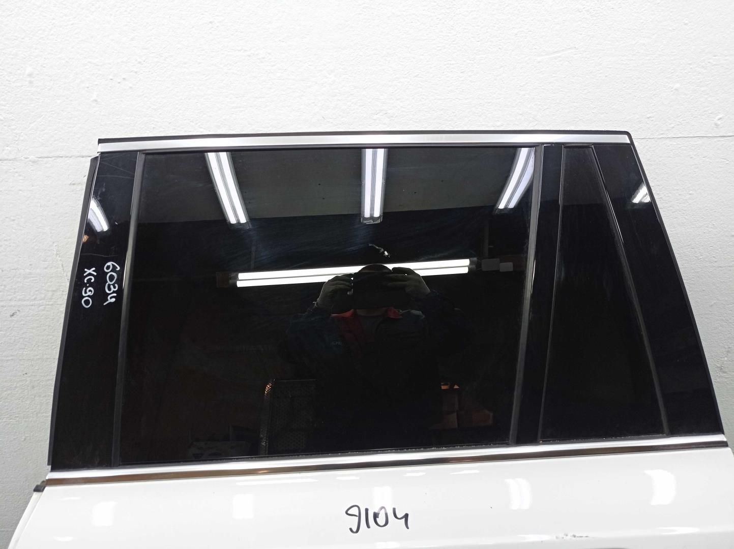 Дверь задняя левая