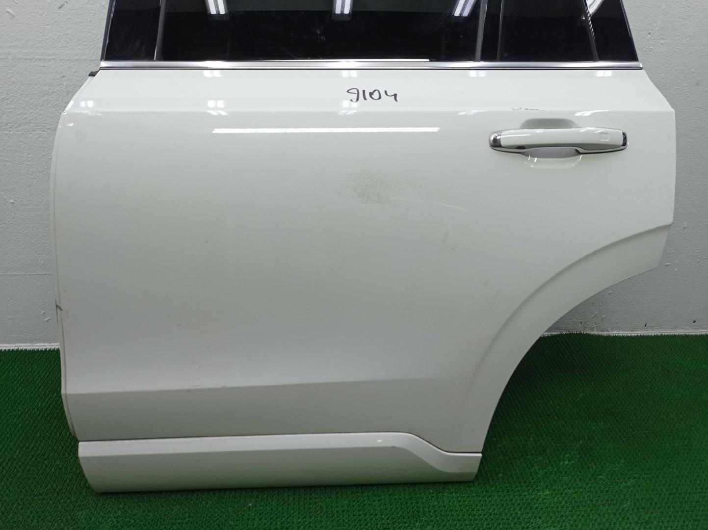 Дверь задняя левая