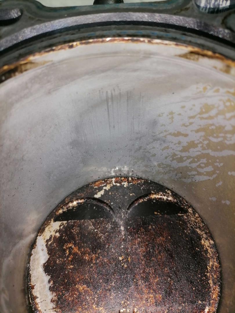 Блок двигателя