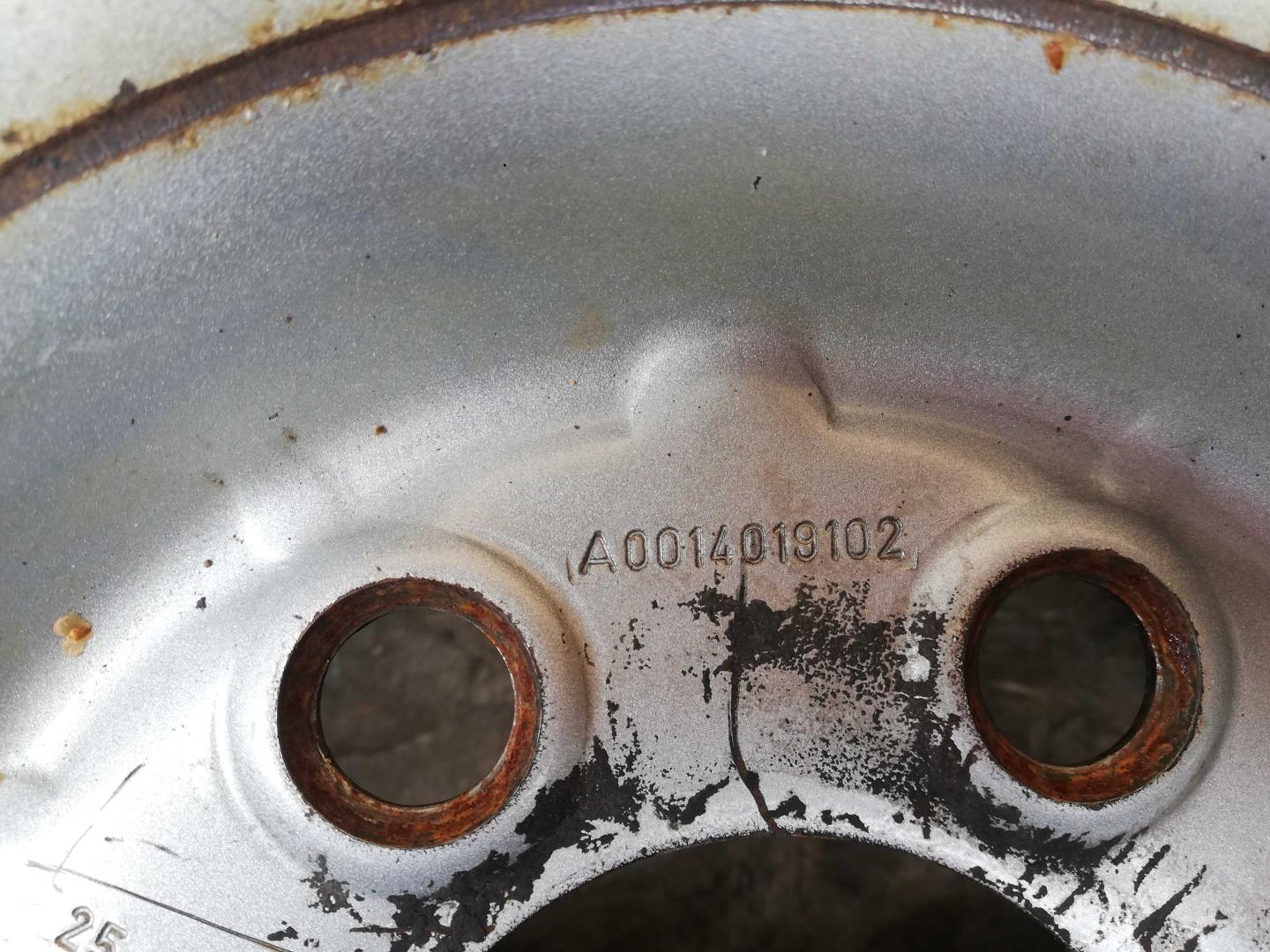 Диск колесный штампованный стальной